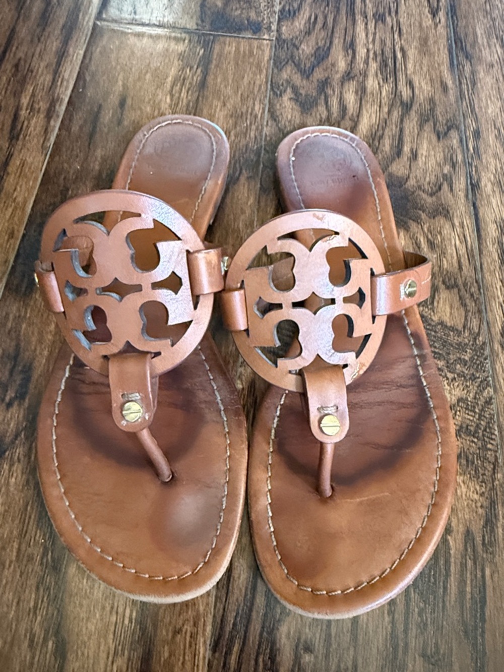 Tory Burch Miller Leather Logo Thong Sandals, size 9 - Picture 2 of 7
